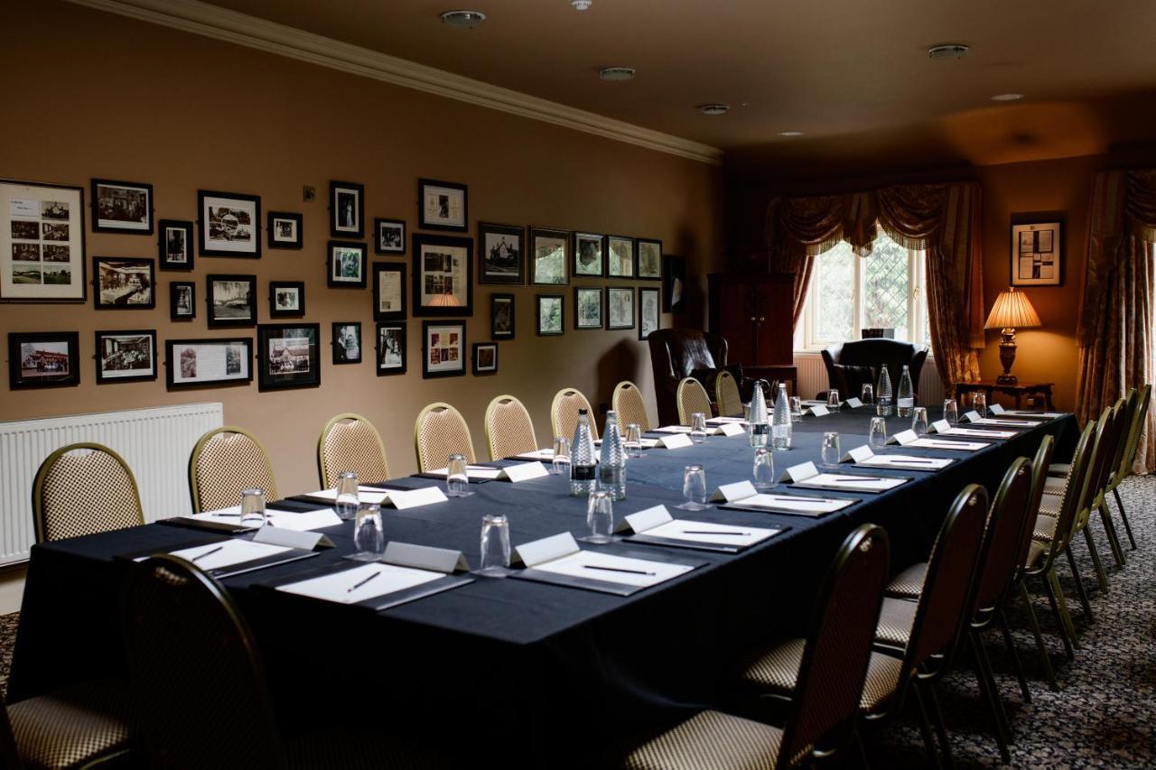 רטפורד Ye Olde Bell Hotel & Spa מראה חיצוני תמונה