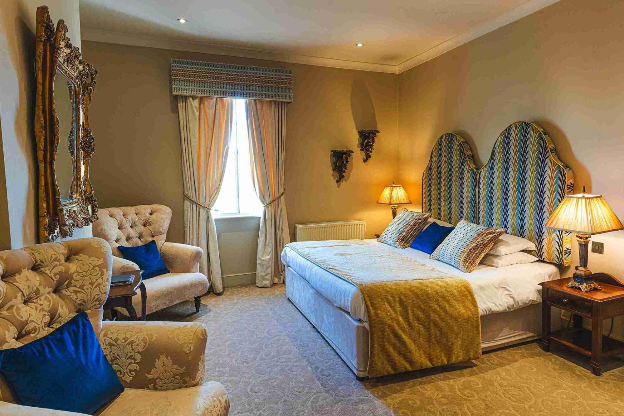 רטפורד Ye Olde Bell Hotel & Spa מראה חיצוני תמונה